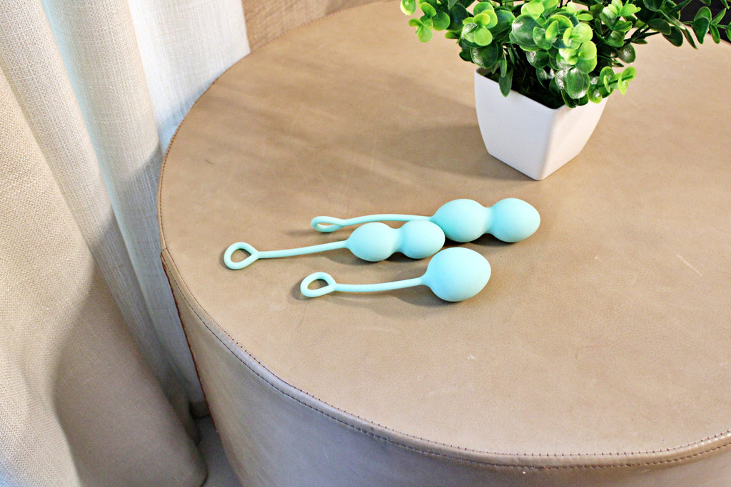 Kegel Balls & Ben Wa Balls | V FOR VIBES