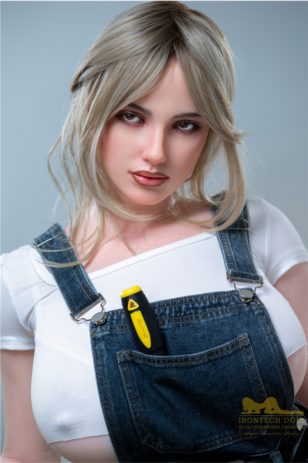 blonde sex doll V For Vibes